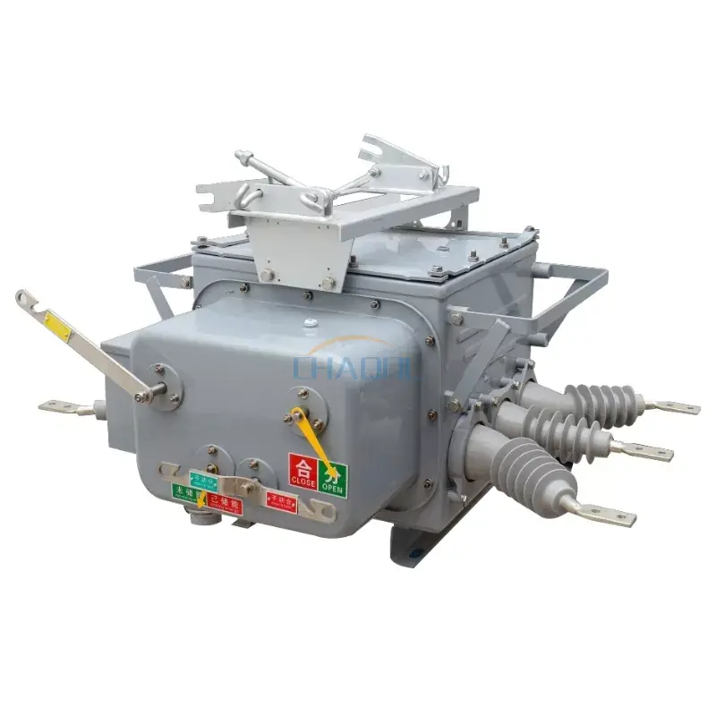 Ndërprerës qarku i montuar në pole të jashtme 12 KV